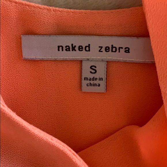 Coral off the shoulder romper - Picture 3 of 3